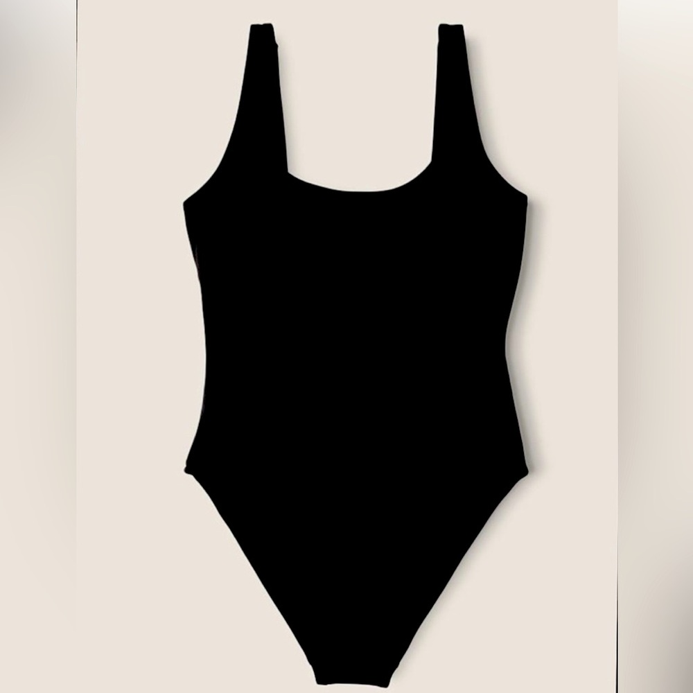 🖤black one-piece by Pink Active